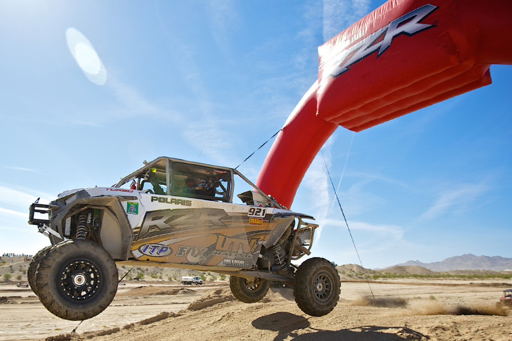 JOHNNY-ANGAL-BITD-UTV-WORLD-CHAMPIONSHIP-TURBO-RZR-921-NO-HANDS