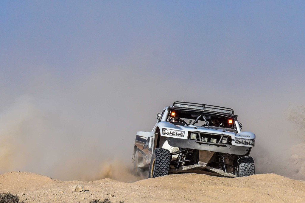 JOHNNY-ANGAL-2016-MINT-400-POLARIS-RZR-6100-GEISER-BROS-6100-TRUCK-003